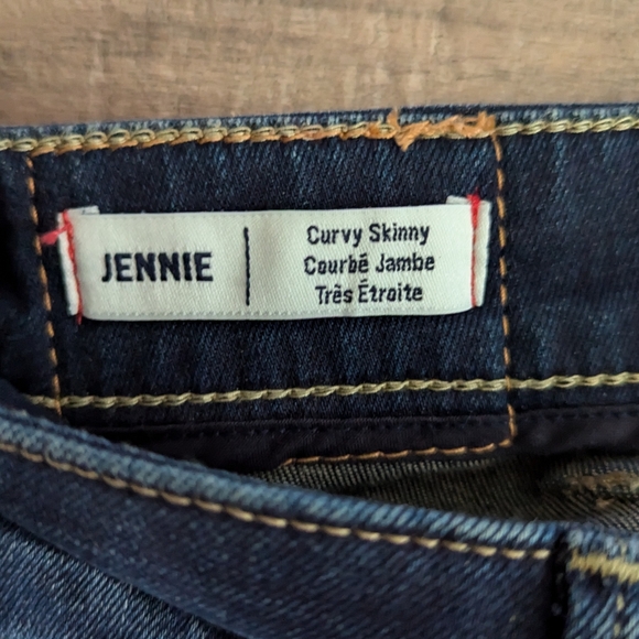 True Religion NWT Midrise Curvy Skinny Jeans - Picture 2 of 4